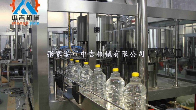 小型中央厨房设备材质与尺寸，揭秘其背后的设计考量